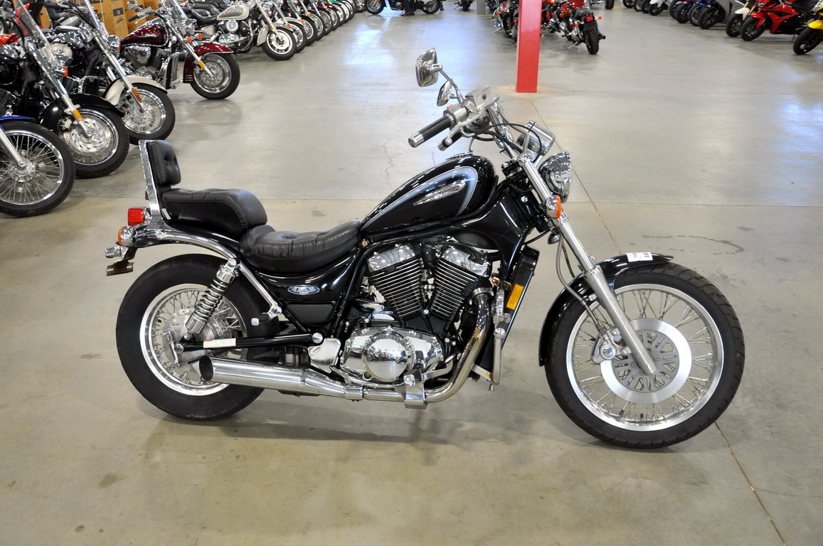 Купить мотоцикл Suzuki Intruder800 2002 фото 4